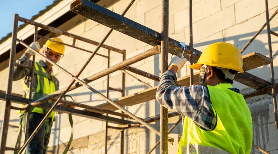 Professional fairlawn roofing services in Eckerty, IN